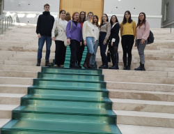 Посещение экспозиции импрессионистов в Главном штабе Эрмитажа