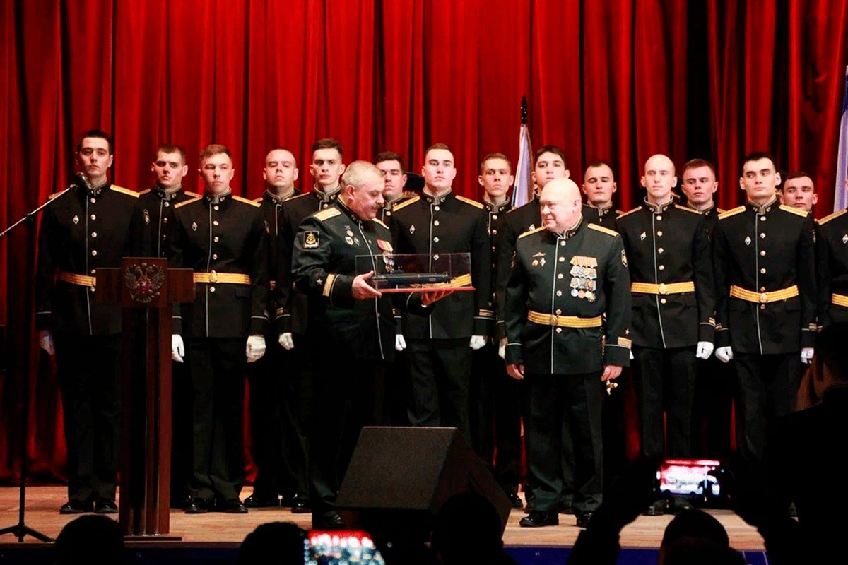 Кадровый офицер-3